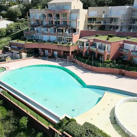 T3, Horizon Bleu, Vue & Piscine - Palmazur Apartment *